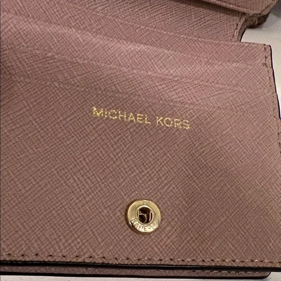 Michael Kors Blush Card Holder - Picture 14 of 15